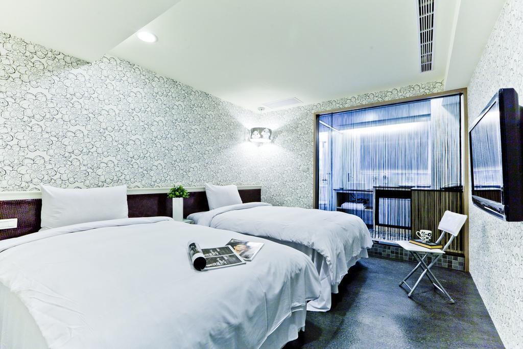 The Longstay Hotel Taipei Exterior photo