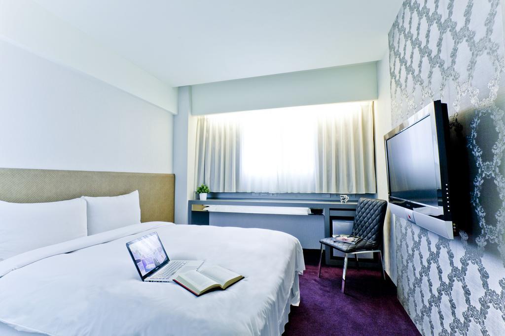 The Longstay Hotel Taipei Exterior photo
