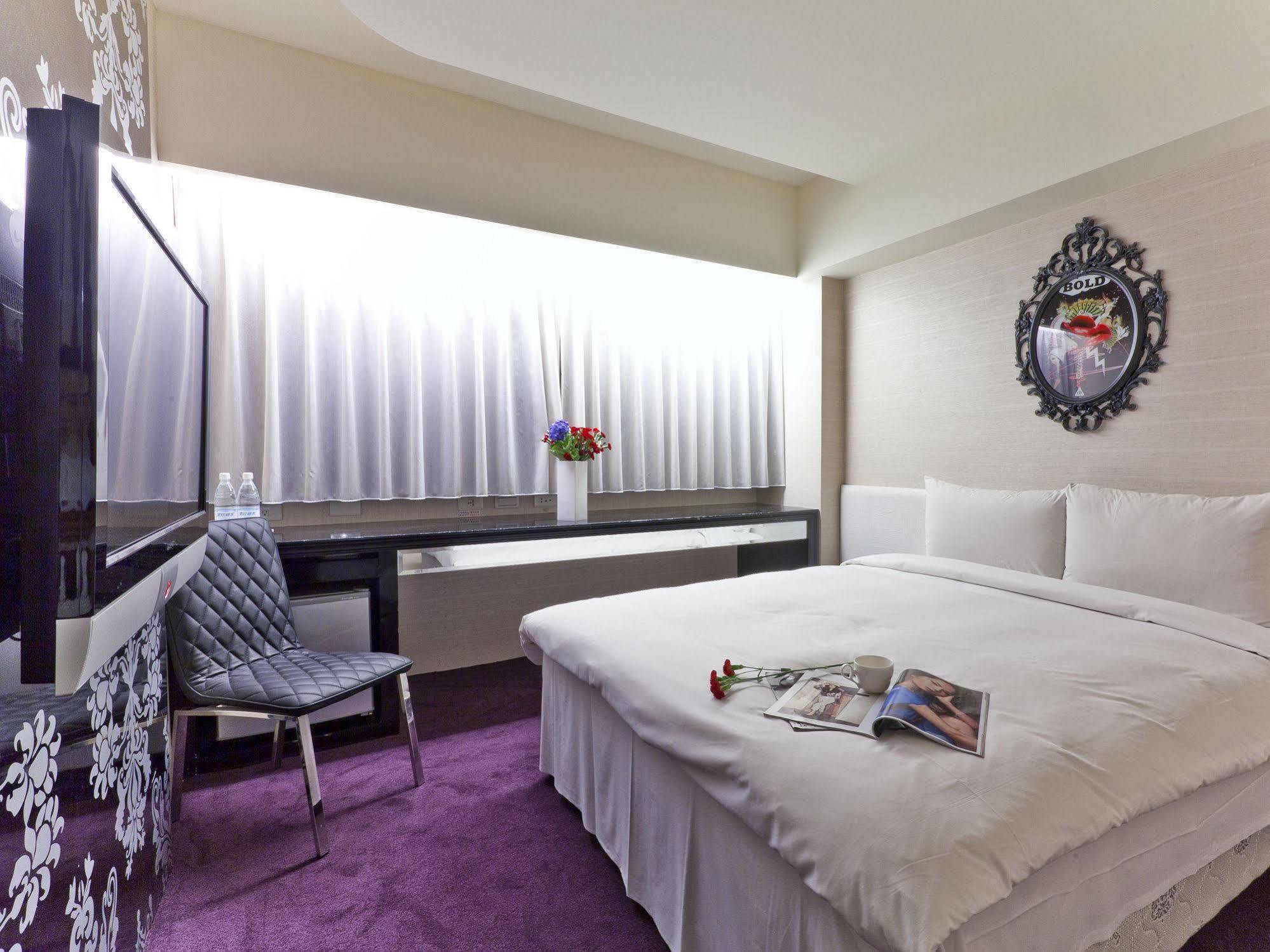 The Longstay Hotel Taipei Exterior photo