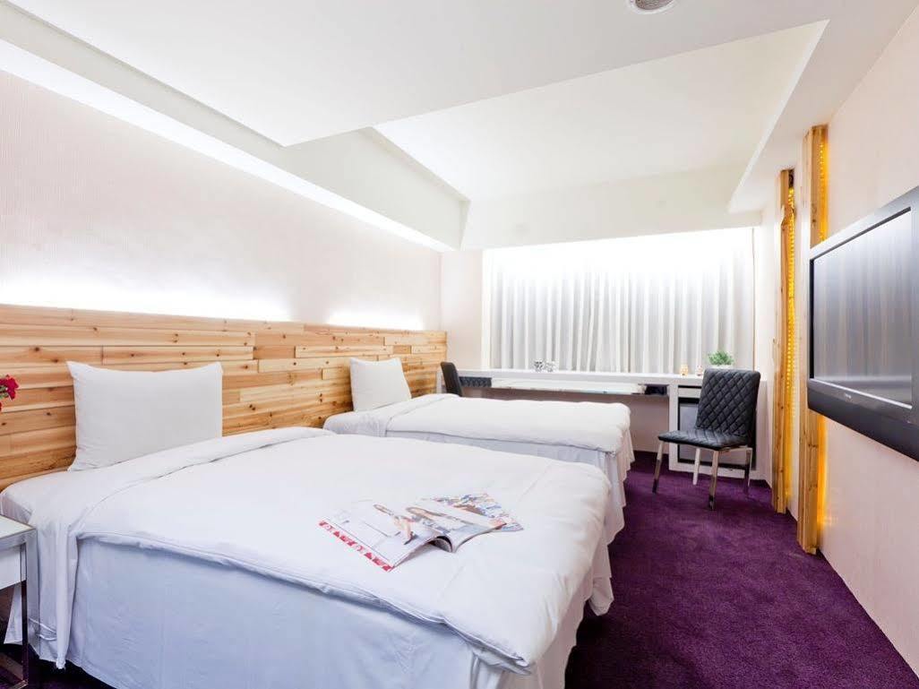 The Longstay Hotel Taipei Exterior photo